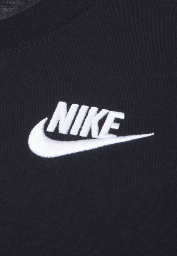 CLUB SET UNISEX - Shorts2