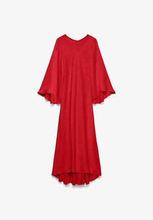 Röd maxiklänning med vida klockärmar, tillverkad av ett slätt tyg, med rundad halsringning och en flödande silhuett.