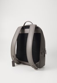 COACH CHARTER BACKPACK IN COACH GRAPHIC - Sac à dos - charcoal
