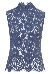 Top de encaje azul marino con cuello alto y patrones florales. Presenta bordes con forma de ondas y detalles con flecos en el dobladillo. Está hecho de encaje delicado.