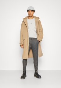 DRYKORN CHASY - Kalhoty - grey