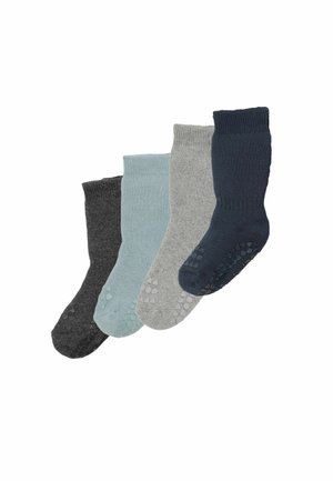 Štiri pare rebrastih nogavic proti drsenju v temno sivi, svetlo modri, svetlo sivi in mornarsko modri barvi, postavljene drug ob drugo.