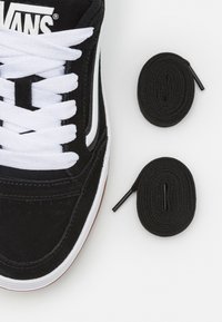 Vans Sneakers - black