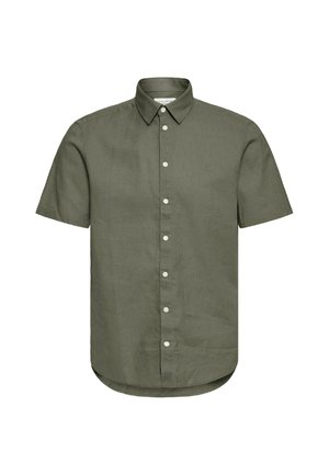 Kurzärmeliges, olivgrünes Hemd zum Knöpfen mit spitzem Kragen und weißen Knöpfen, schlichtes Design, Vorderansicht, keine sichtbaren Muster oder Logos.