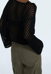 Stradivarius Stickad tröja - black