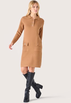 Camomilla Italia ARYS  MIDI - Strickkleid - caramello