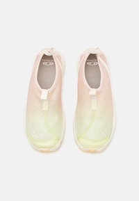 Salomon Sportstyle RX MOC 3.0 UNISEX - Mokasīni - cloud pink/white jade/aurora red