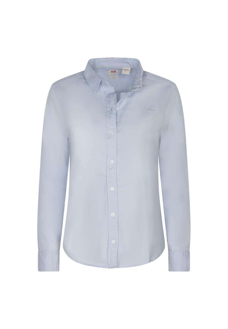 Camicia button-up azzurro chiaro a maniche lunghe in tessuto liscio. Presenta un colletto classico, chiusura con bottoni e un piccolo logo sul petto.