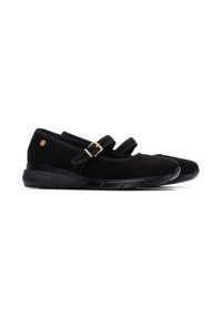 Zapatos de ante negros con dos correas y una hebilla dorada. Presentan una suela gruesa negra con detalles texturizados y un diseño de punta redondeada.