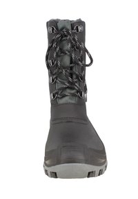 Zwarte winterlaars met een gestructureerde schacht, vetersluiting aan de voorkant en een verstevigde neus. Bevat een grijze rubberen buitenzool en een zachte voering aan de bovenkant.