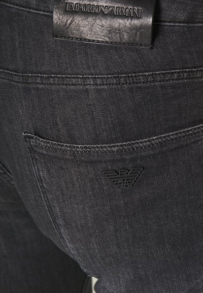 Emporio Armani POCKETS PANT - Calças de ganga justas - nero