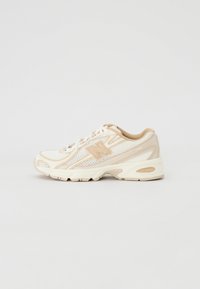 New Balance Baskets basses - taupe
