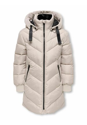 Manteau d’hiver long matelassé beige avec fermeture éclair noire, capuche avec cordons noirs, poignets côtelés et deux poches latérales zippées.