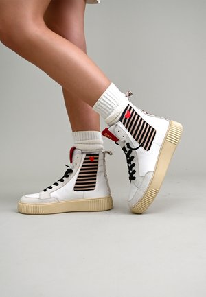 SONIA - High-top trainers - rot