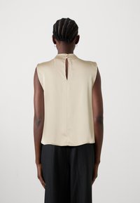 VILA VILULU HIGH NECK  - Top - cement