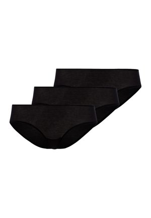 Trzy czarne bezszwowe damskie majtki ułożone w stos na białym tle.