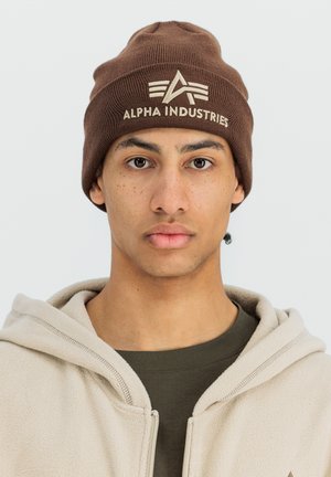 Alpha Industries, 3D BEANIE UNISEX - Mütze - powder brown