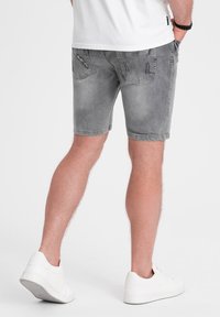 Ombre Shorts vaqueros - grey