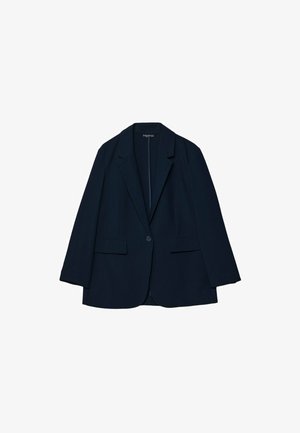 Laivasilakkinen bleiseri, joka on valmistettu sileästä kankaasta, ja siinä on räätälöity malli, kaulukset, yksittäinen nappikiinnitys ja kaksi etupainantaa.