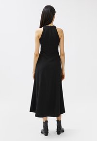 IVY OAK Vardagsklänning - black