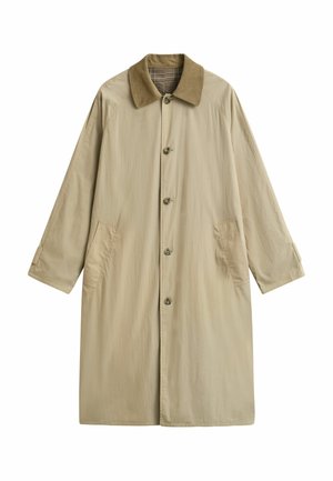 Beiger langer Mantel mit braunem Cordkragen, Knopfleiste vorne, Seitentaschen und Manschettenriemen, flach auf weißem Hintergrund dargestellt.