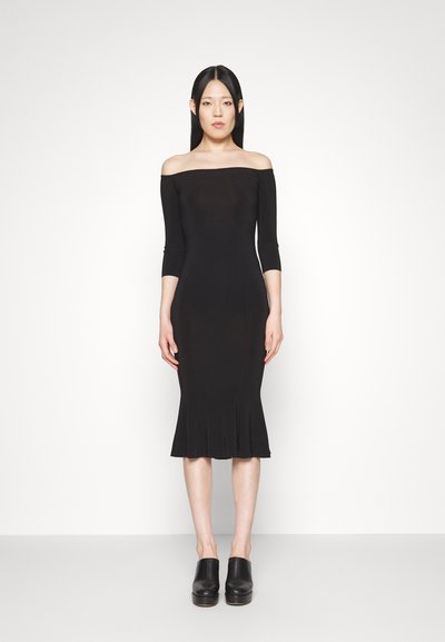 Norma Kamali OFF SHOULDER FISHTAIL DRESS TO MIDCALF - Sukienka koktajlowa