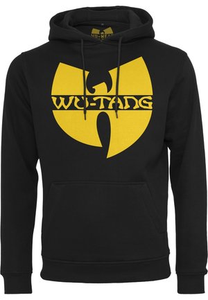 Crna dukserica s žutim Wu-Tang logotipom na prsima, s kenguruh džepom, špagama za podešavanje i rebrastim manžetama i rubom. Materijal od mješavine pamuka.