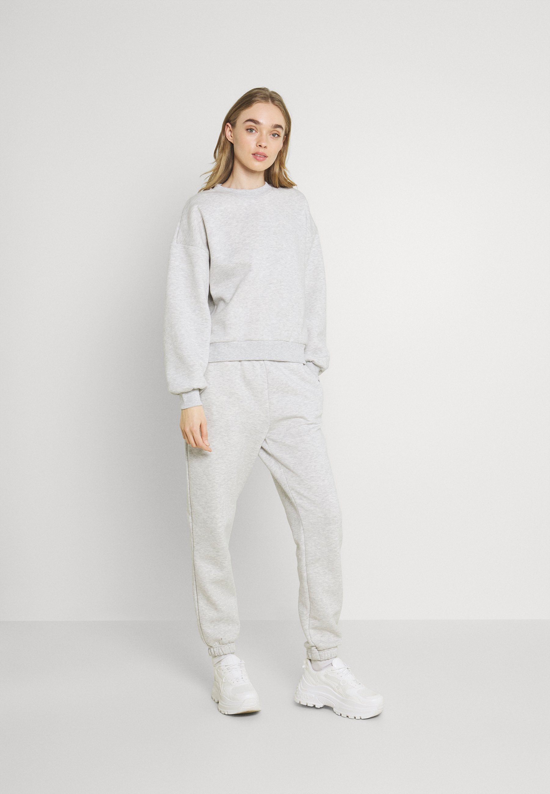 Gina Tricot BASIC SET - Tuta - grey melange/grigio chiaro screziato -  Zalando.it