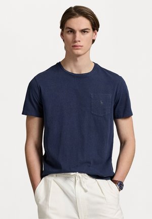 STANDARD FIT COTTON LINEN POCKET T-SHIRT - Basic T-shirt - newport navy