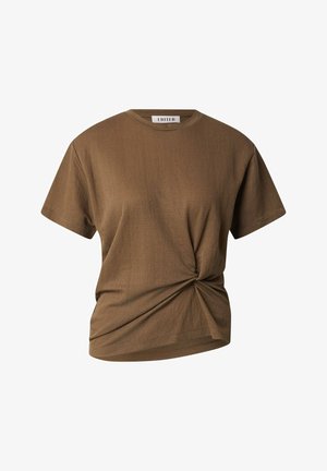 T-shirt marron à manches courtes avec un col rond et un détail torsadé froncé à l'ourlet avant.