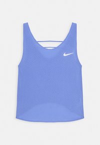 Modrý síťovaný top bez rukávů s výstřihem do V a tenkými zadními ramínky. Na hrudi je malý bílý logo Nike. Lehký a prodyšný materiál.