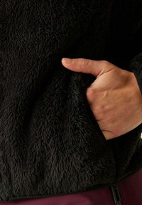 Dare 2B GNARLY - Forro polar - black