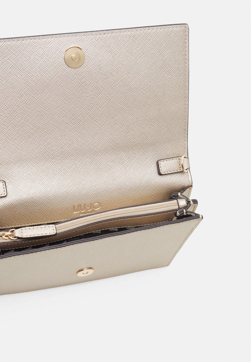Pochette Liu Jo Pochette Saldi Saldi Liu Nuove Borse Liu Jo 2019 Pochette Liu Jo Saldi 2019 Borse Liu Jo  2019