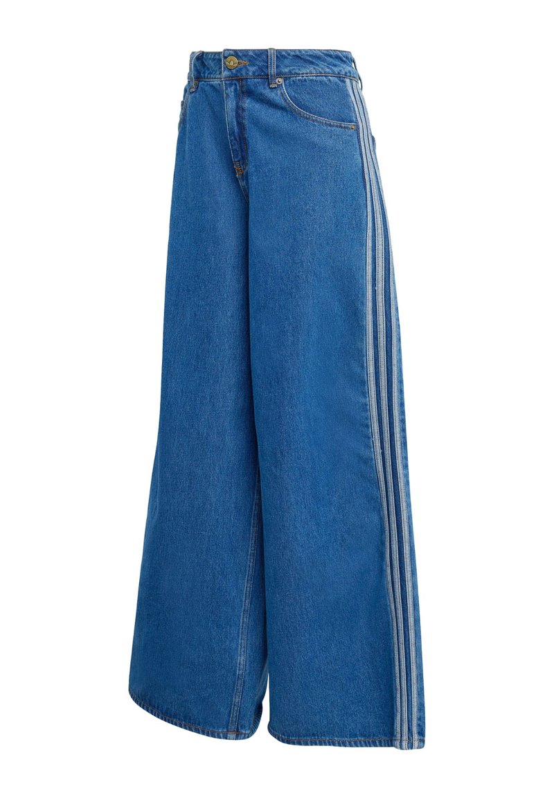 Blå vida jeans i denim med hög midja, utrustade med sidoremsor, knappstängning och framfickor. Mjuk textur med subtila söm-detaljer.