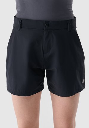 4F, - Krótkie spodenki sportowe