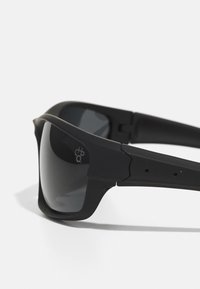 CHPO UNISEX - Päikeseprillid - matte black