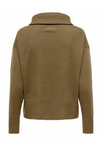 Pull en tricot marron avec un col côtelé montant, des manches longues et un ourlet côtelé. La texture est lisse avec un léger élasticité.