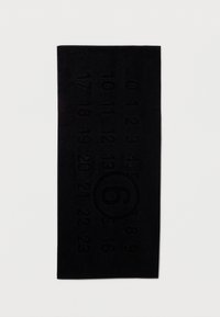 Επιλέχθηκε, black
