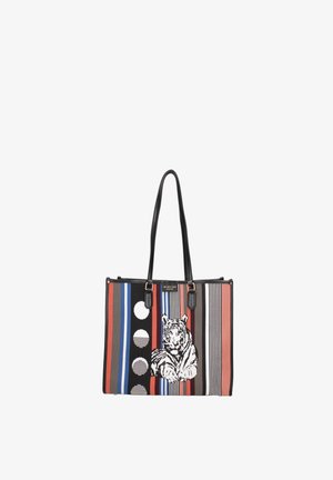 Tote taske med lodrette striber i brun, rød, blå, sort og hvid, med et sort-hvidt tigerdesign og sorte håndtag.