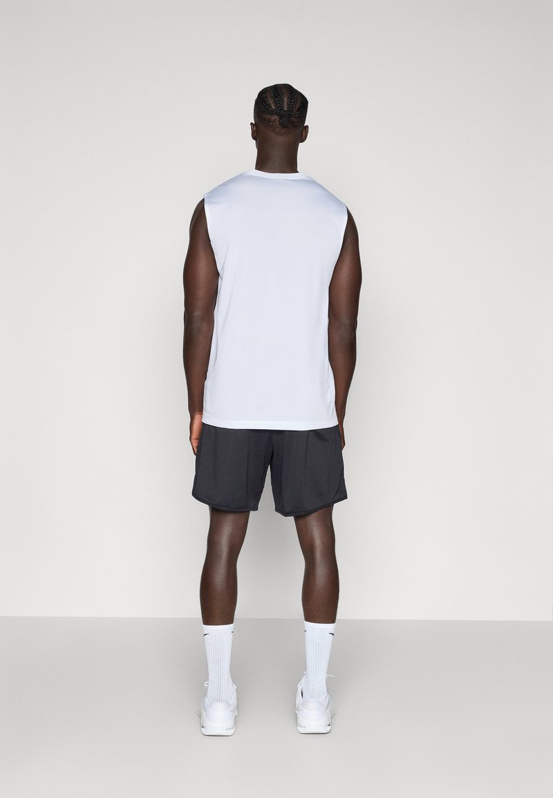 Short J.LINDEBERG pour Homme - Vestiaire Collective