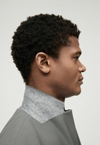 Next SLIM FIT MOTIONFLEX TWO BUTTON - Blézerkabát - green