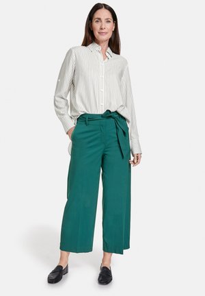 Pantaloni - pine
