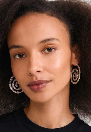 Pilgrim, STILL - Earrings - silver-coloured