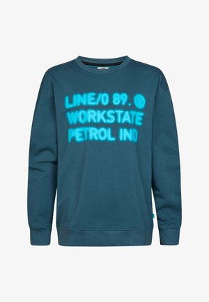 Ciemnozielony, morski sweatshirt z jasnoniebieskim napisem "LINE/089. WORKSTATE PETROL IND" z przodu, długie rękawy i okrągły dekolt.