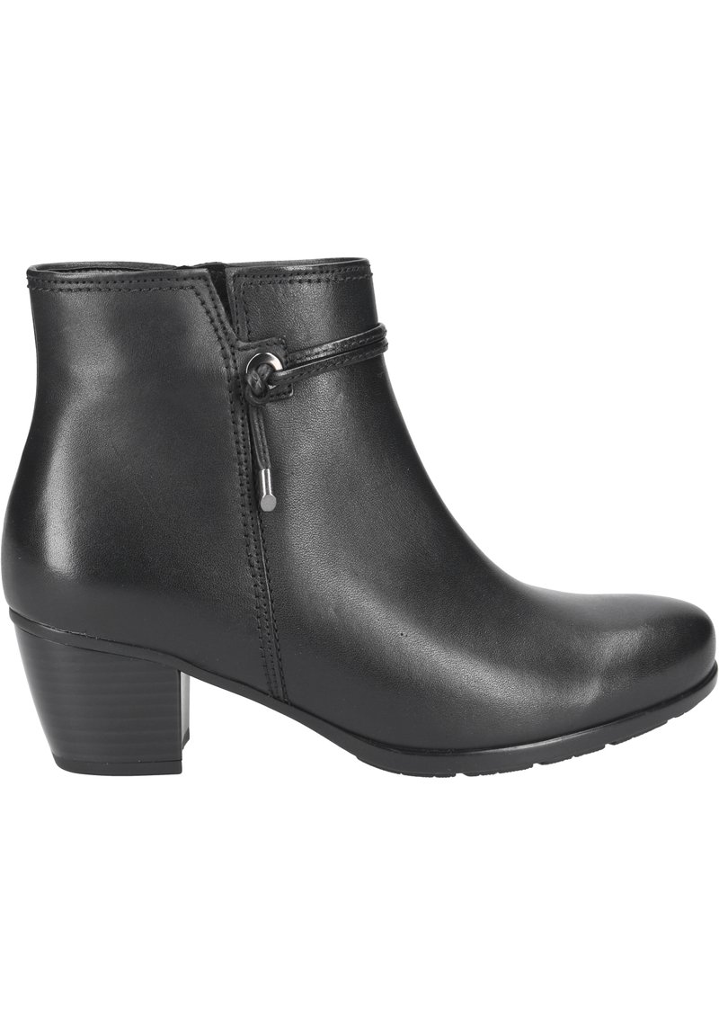 Schwarze Leder-Stiefelette mit runder Zehenform, dekorativer seitlicher Schnürung und mittelhohem Blockabsatz. Glatte Struktur mit minimalen Akzenten.