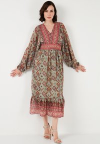 LELA Dnevna obleka - khaki