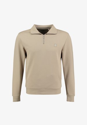 Beżowy sweter z kołnierzem na ćwierć zamka, wykonany z fakturowanej tkaniny. Posiada małe, dyskretne logo na klatce piersiowej oraz ściągacze przy rękawach.