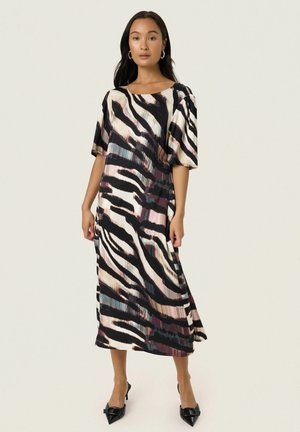 SLCIELA  - Nappali ruha - animalistic print