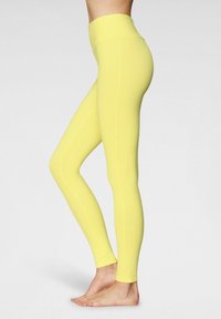 LASCANA Leggings - gelb