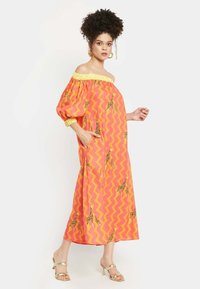 Be Sunset CALORE - Vestito lungo - fuchsia